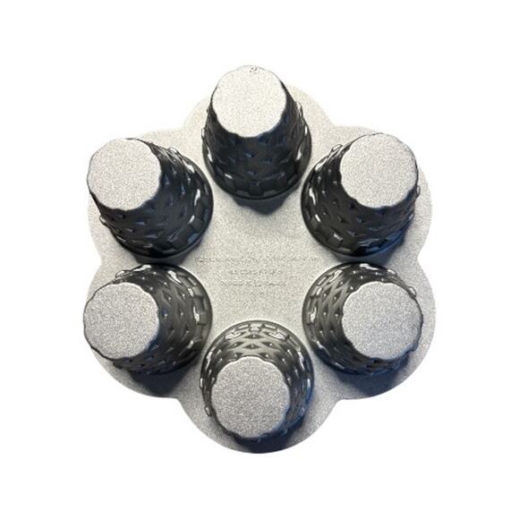 Vintage Nordic Ware Champagne Aluminum Ice Cream Cone Cake Pan - Picture 3 of 8